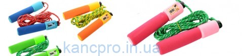 Скакалка MS 0821/3125 (72шт) 250см, веревка резина, фомов.ручки, счетчик, 4 цвета, в кульке,13,5-25-